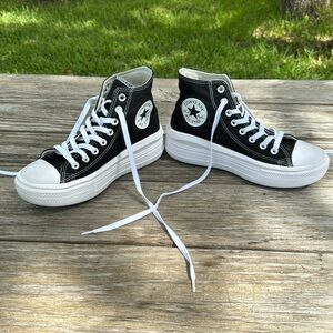 Converse All Star Lift platform high tops size 7 Excellent Used Condition